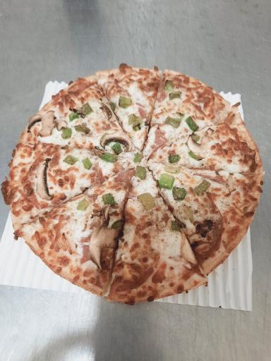 عکس پیتزا گامبو 