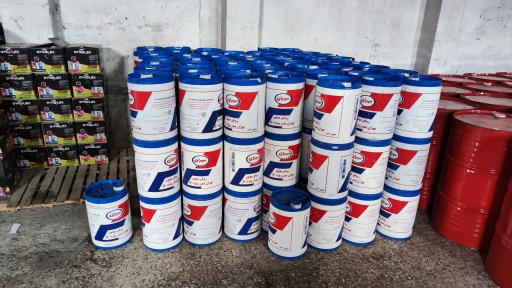 عکس شیمی کاران صنعت کاسپین(پخش عمده روغن خودرو سبک و سنگین)