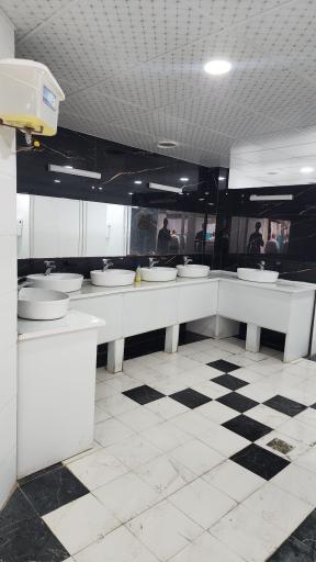 عکس دستشویی عمومی