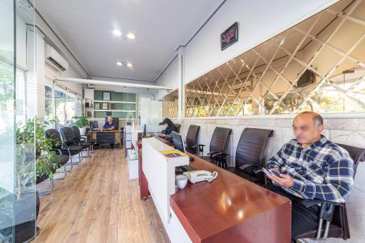 عکس مشاور املاک سجادی