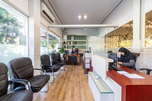 عکس مشاور املاک سجادی