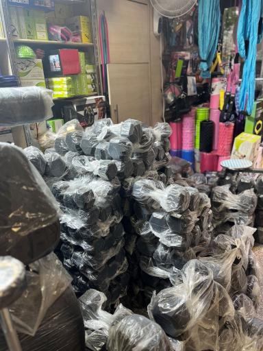 عکس فروشگاه ورزشی رکورد