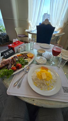 عکس رستوران کافه ارکیده (شعبه مهستان)