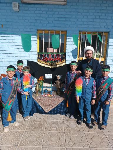 عکس پیش دبستانی و دبستان پسرانه فضیلت 