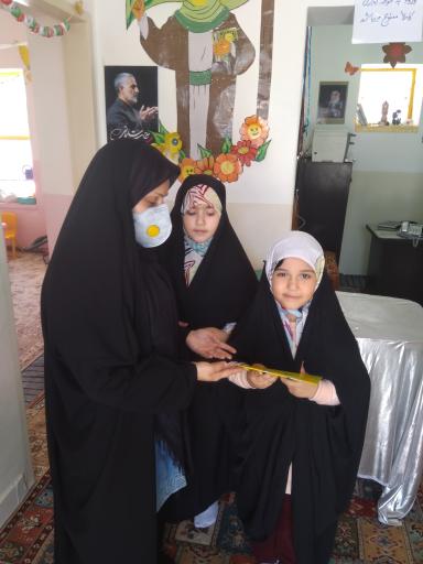 عکس پیش دبستانی و دبستان پسرانه فضیلت 