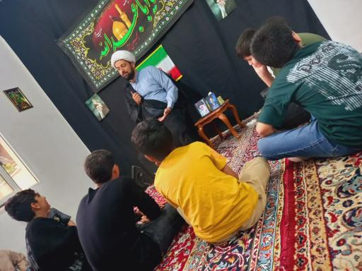 عکس پیش دبستانی و دبستان پسرانه فضیلت 