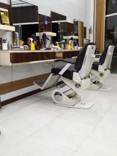 عکس آرایشگاه عالی مقام