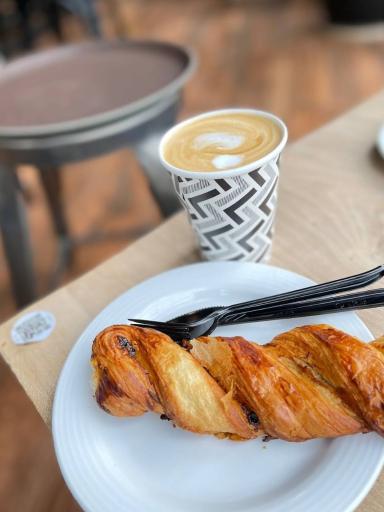 عکس قهوه لمیز شعبه جردن