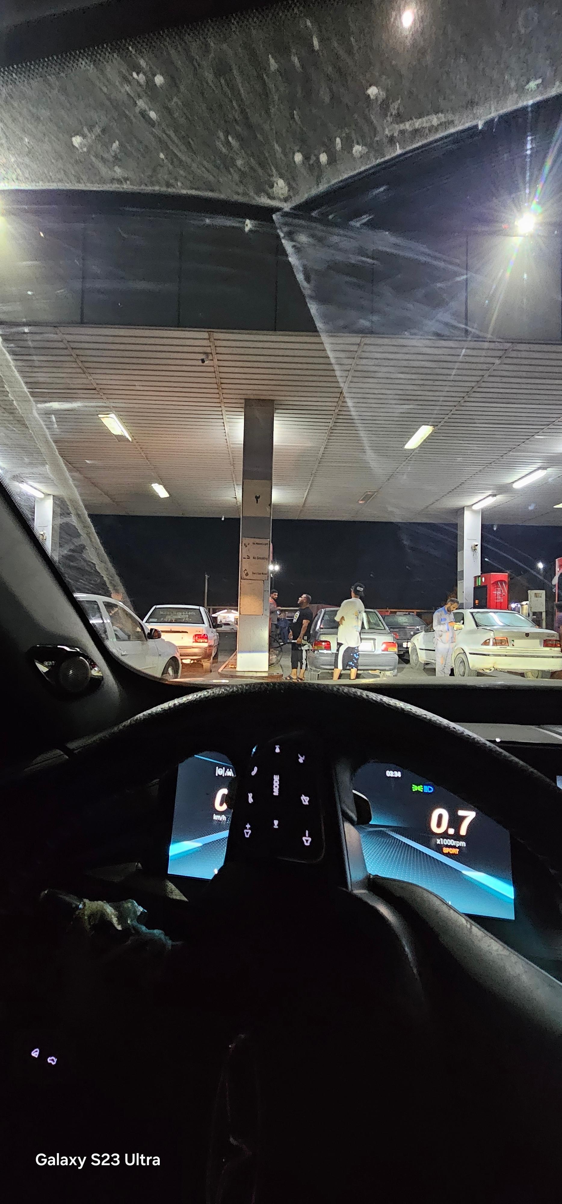 عکس پمپ بنزین سید عباس