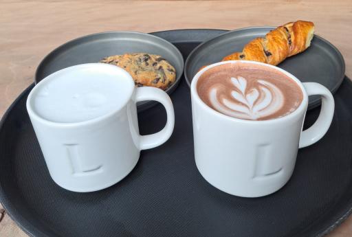 عکس قهوه لمیز شعبه جردن