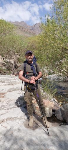 عکس صخره آهنی، به یاد شاعر و کوهنورد حسین آهنی