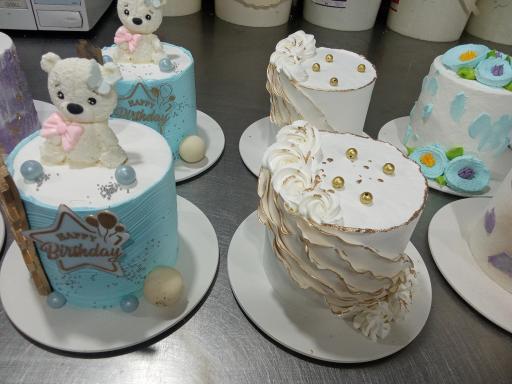 عکس قنادی پاک