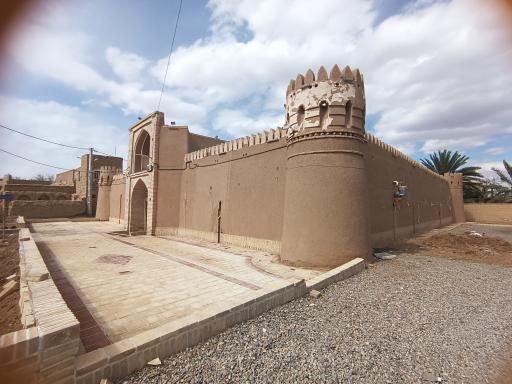 عکس چاپارخانه عقدا