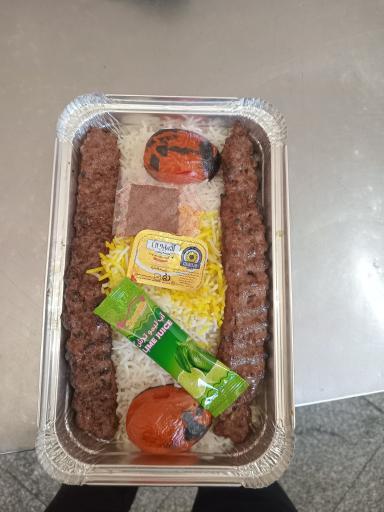 عکس تهیه غذا امیران 