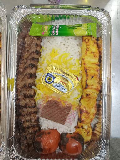عکس تهیه غذا امیران 