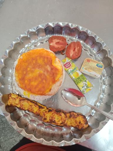 عکس تهیه غذا امیران 