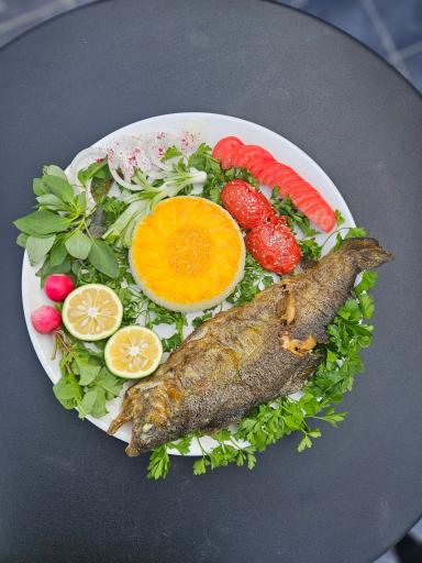 عکس رستوران بام یونا