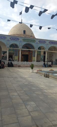 عکس آستان مقدس امامزادگان دوخاتون (س)