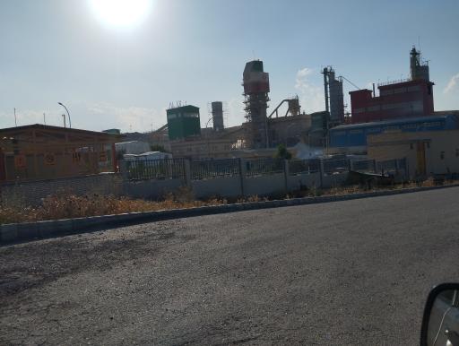 عکس کارخانه آهک هیدراته اهر