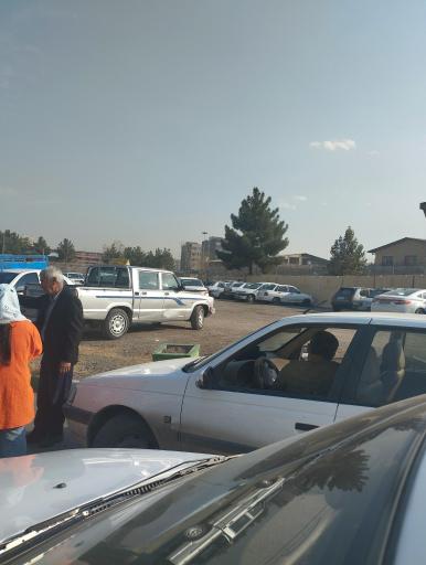 عکس پارکینگ زندان مرکزی