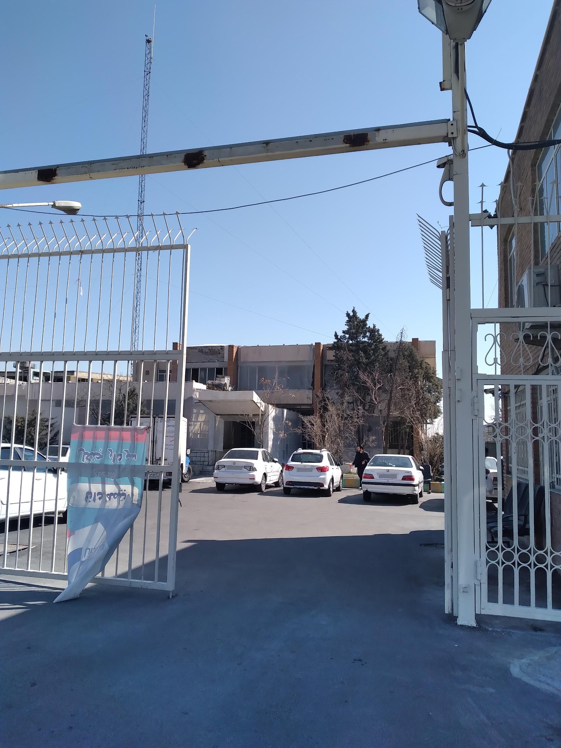 عکس خسارت بیمه دانا (شعبه غرب)