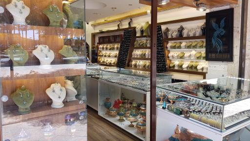 عکس فروشگاه نقره و فیروزه خادم الرضا