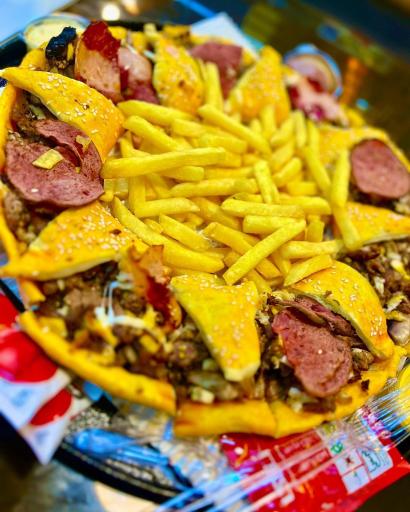 عکس فست فود برگر طلایی