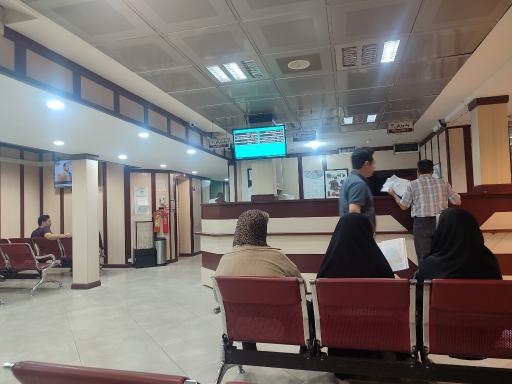 عکس مرکز چشم پزشکی بصیر