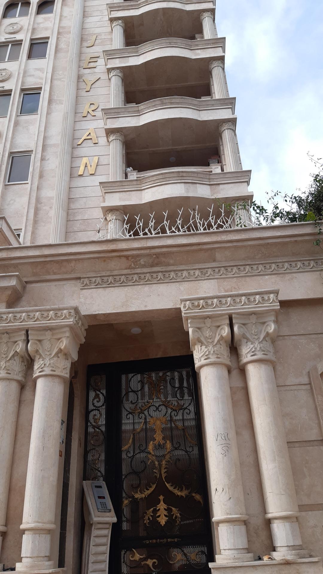 عکس مجتمع مسکونی جیران