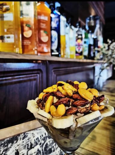 عکس کافه مون