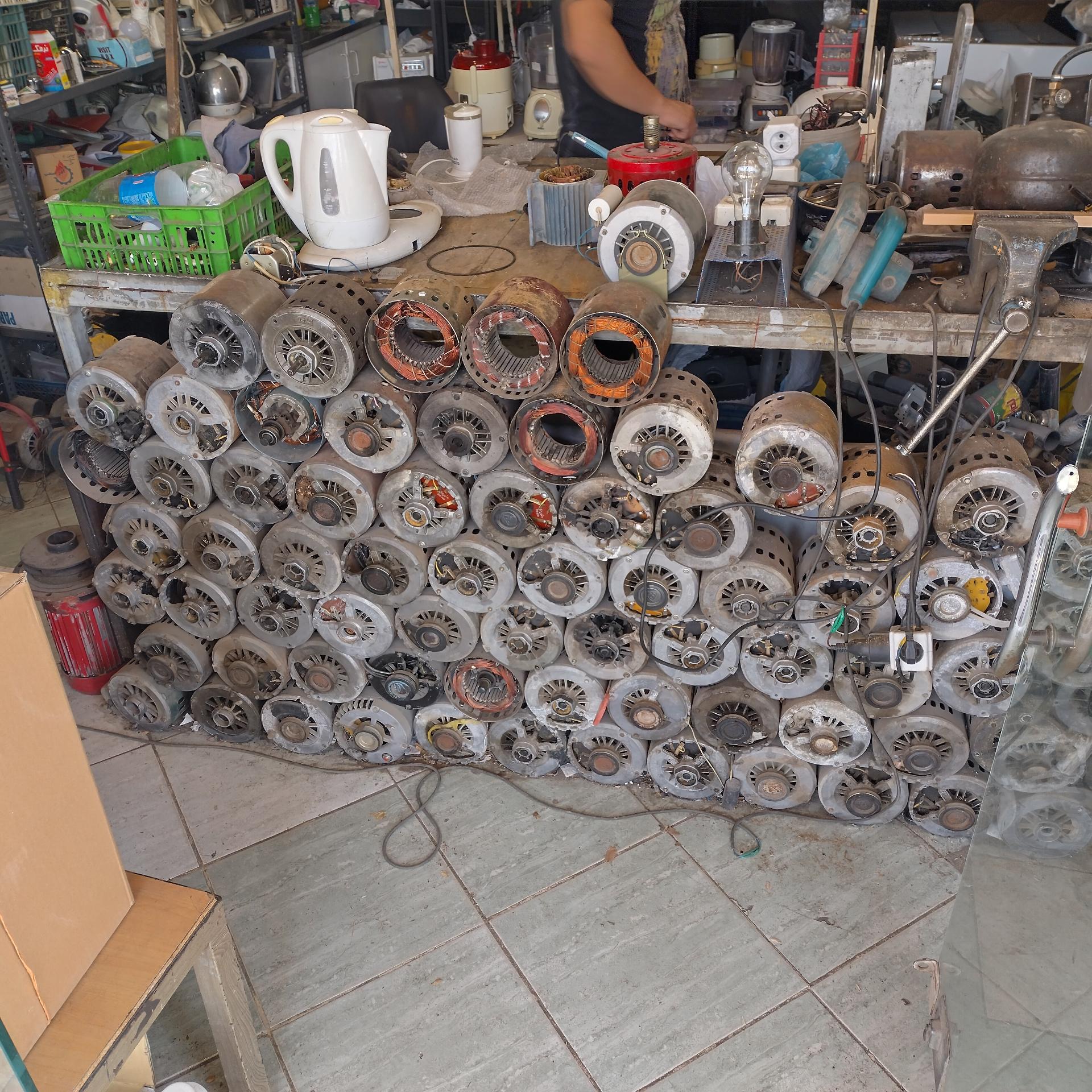 عکس تعمیرگاه لوازم خانگی و سیم پیچی دولت آبادی