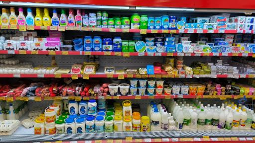 عکس فروشگاه افق کوروش شعبه استانداری