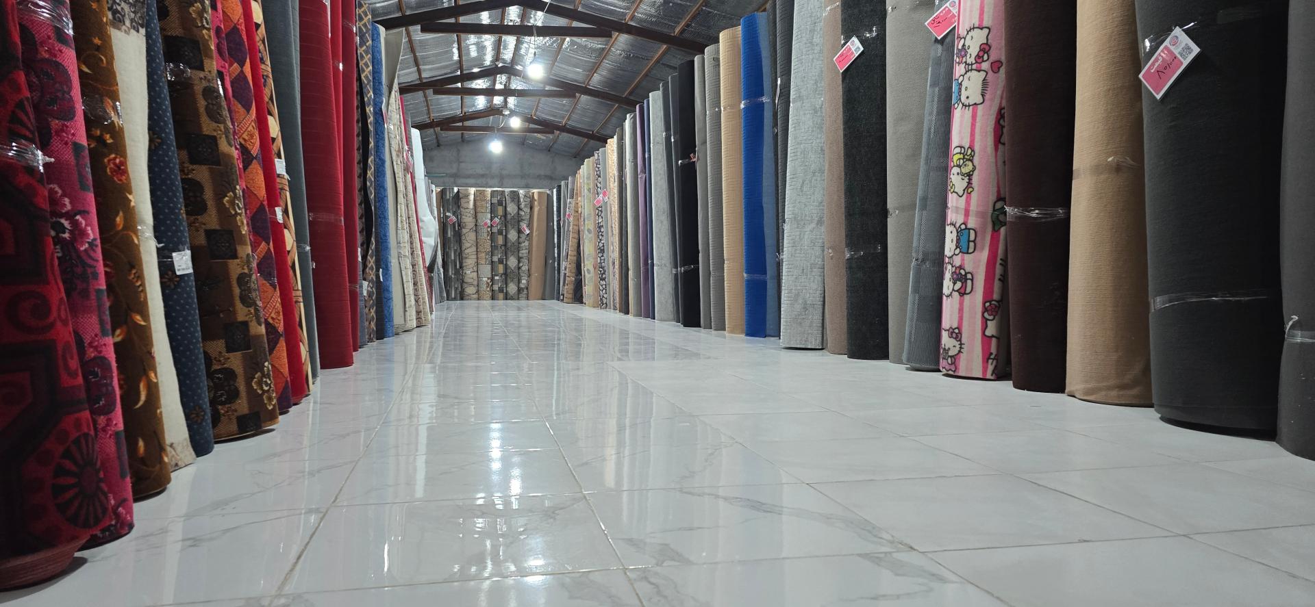 عکس انبار آدین موکت