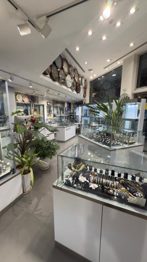 گالری ساعت دیبازَر