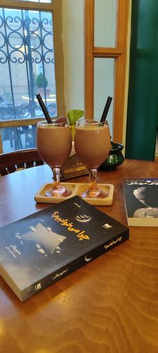 عکس کافه کتاب هنگام 