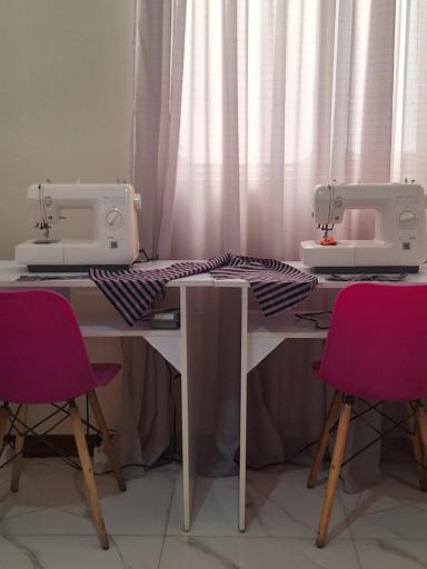 عکس آموزشگاه خیاطی و طراحی لباس اکسون
