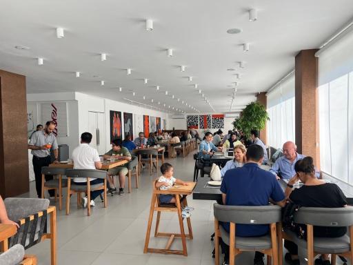 کافه رستوران هیرکانی