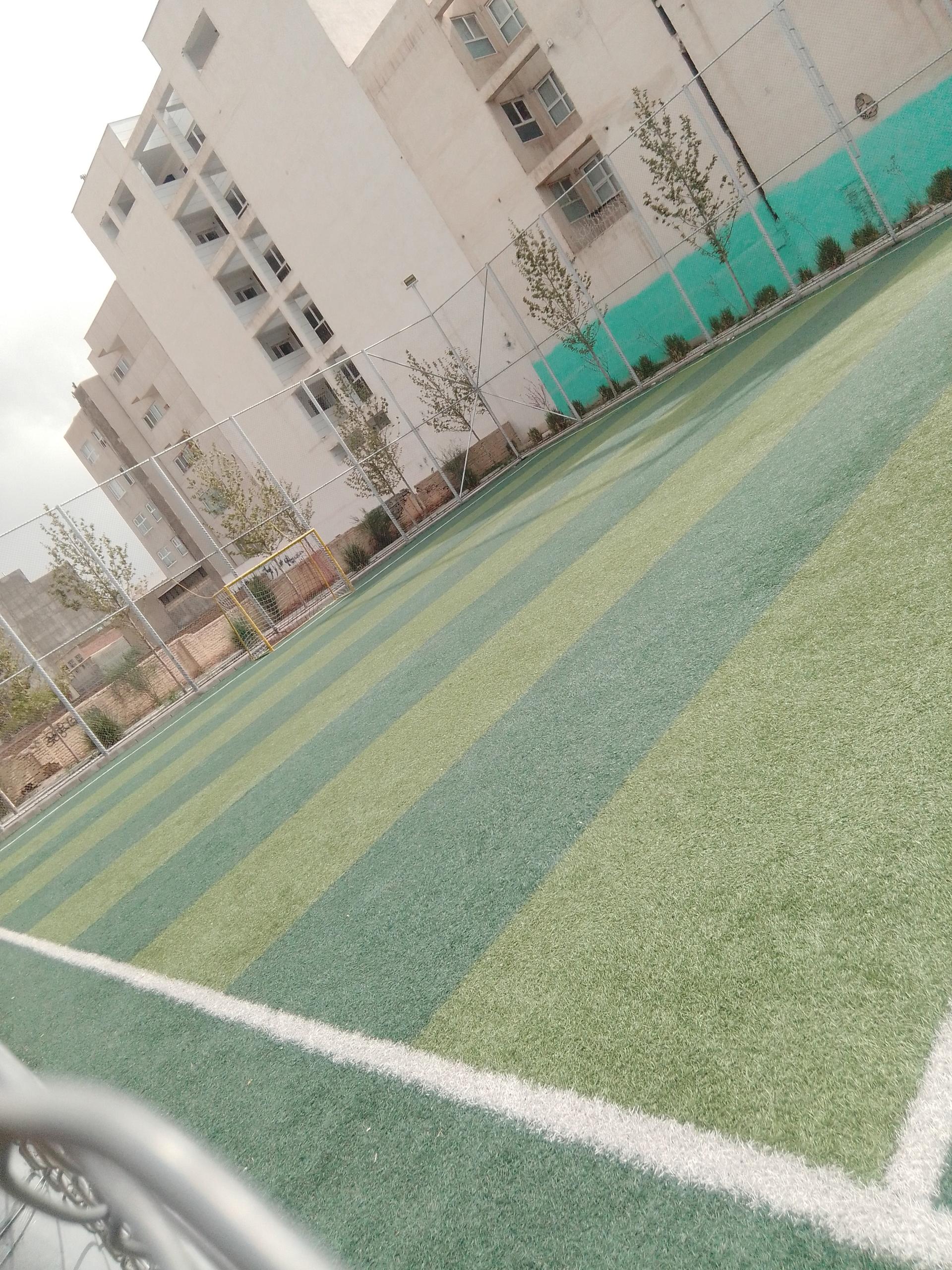 عکس  چمن مصنوعی بنفشه سازمان فرهنگی ورزشی شهرداری کرج 