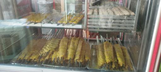 عکس رستوران و تهیه غذای گلستان