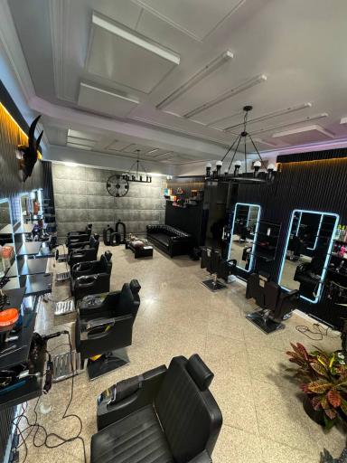 عکس آرايشگاه آكو