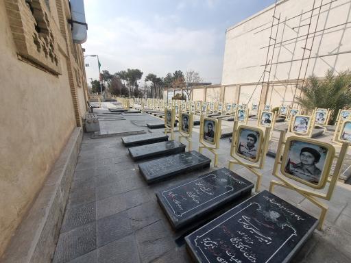 عکس گلزار شهدای رهنان اصفهان