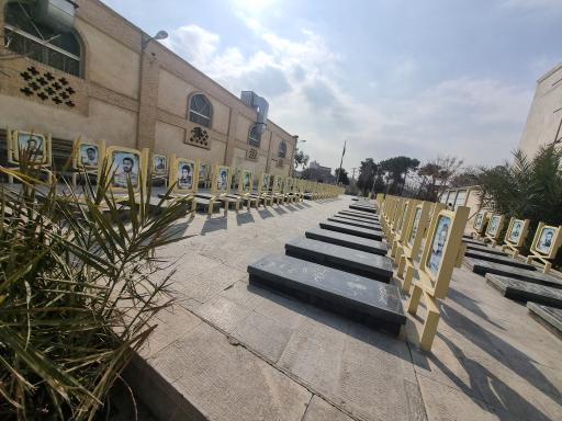 عکس گلزار شهدای رهنان اصفهان