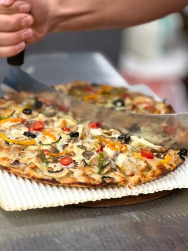 عکس کافه رستوران شیوا