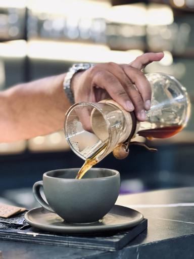 عکس کافه رستوران شیوا