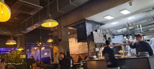 عکس فست فود داون تاون