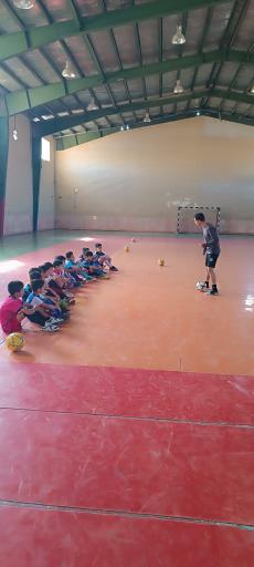 عکس باشگاه ورزشی نام آوران 