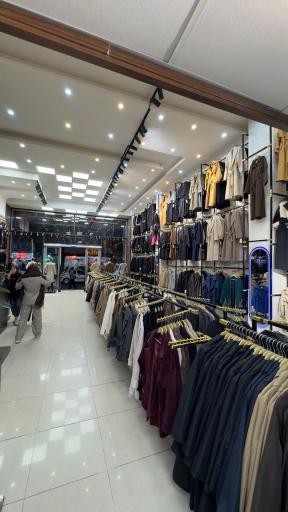 مانتو عظیمی 