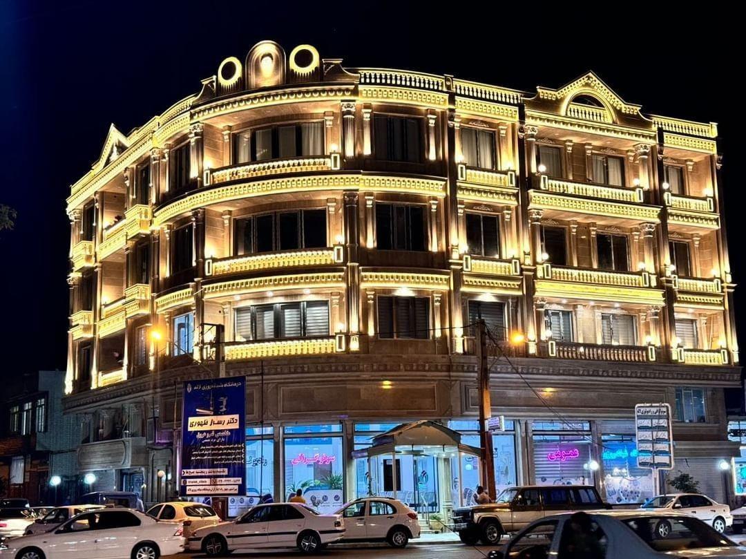 عکس درمانگاه شبانه روزی لاله