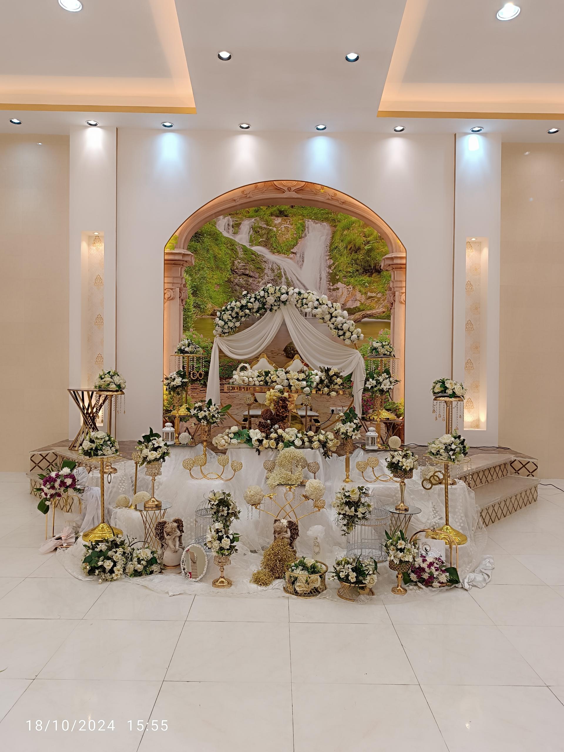 عکس باغ تالار مهر