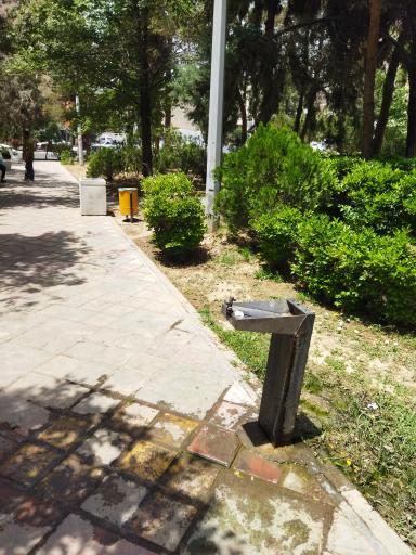 عکس آبخوری بوستان عزیزی